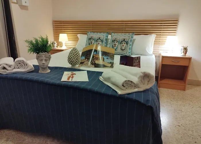 Valle Dei Templi Rent Bedrooms 3*