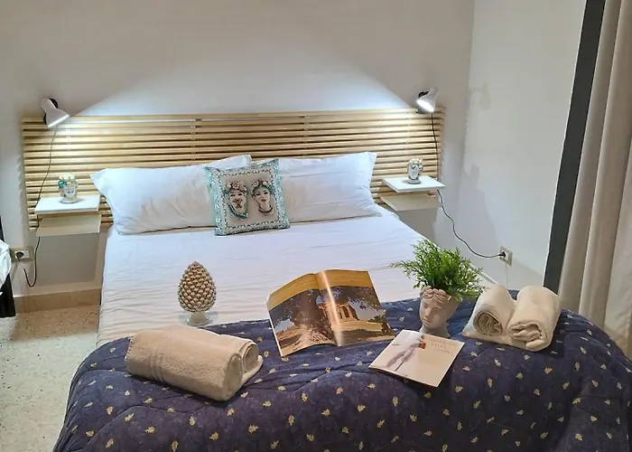 Affittacamere Valle Dei Templi Rent Bedrooms 3*